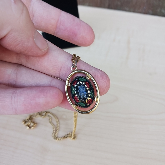 Sarah Coventry Light of the East Pendant Necklace Gold Tone - Picture 4 of 9